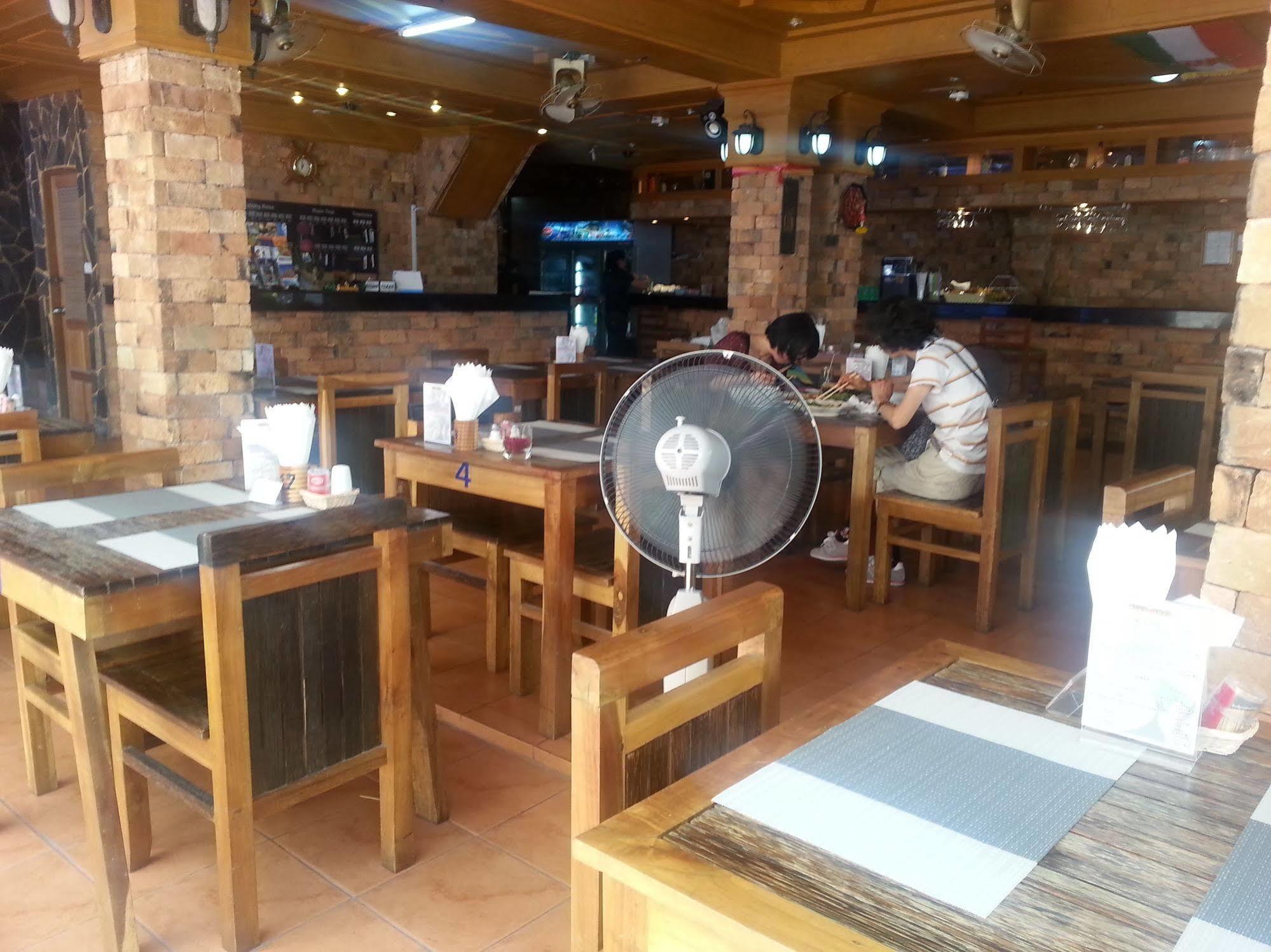 מלון The House Patong מראה חיצוני תמונה