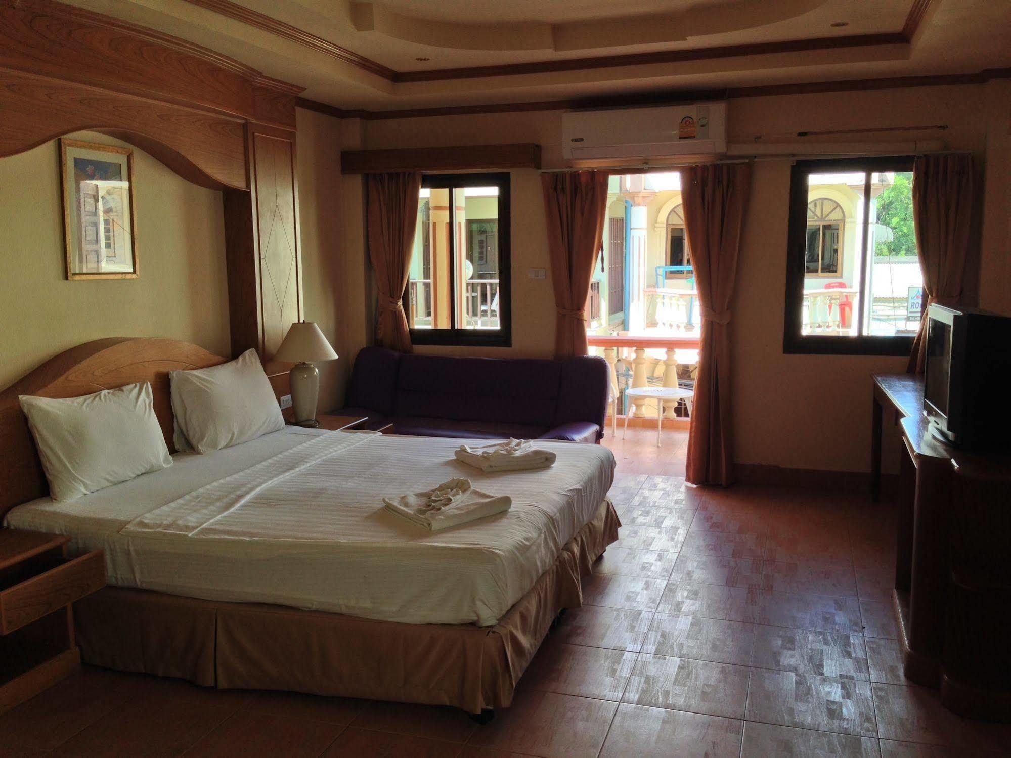 מלון The House Patong מראה חיצוני תמונה