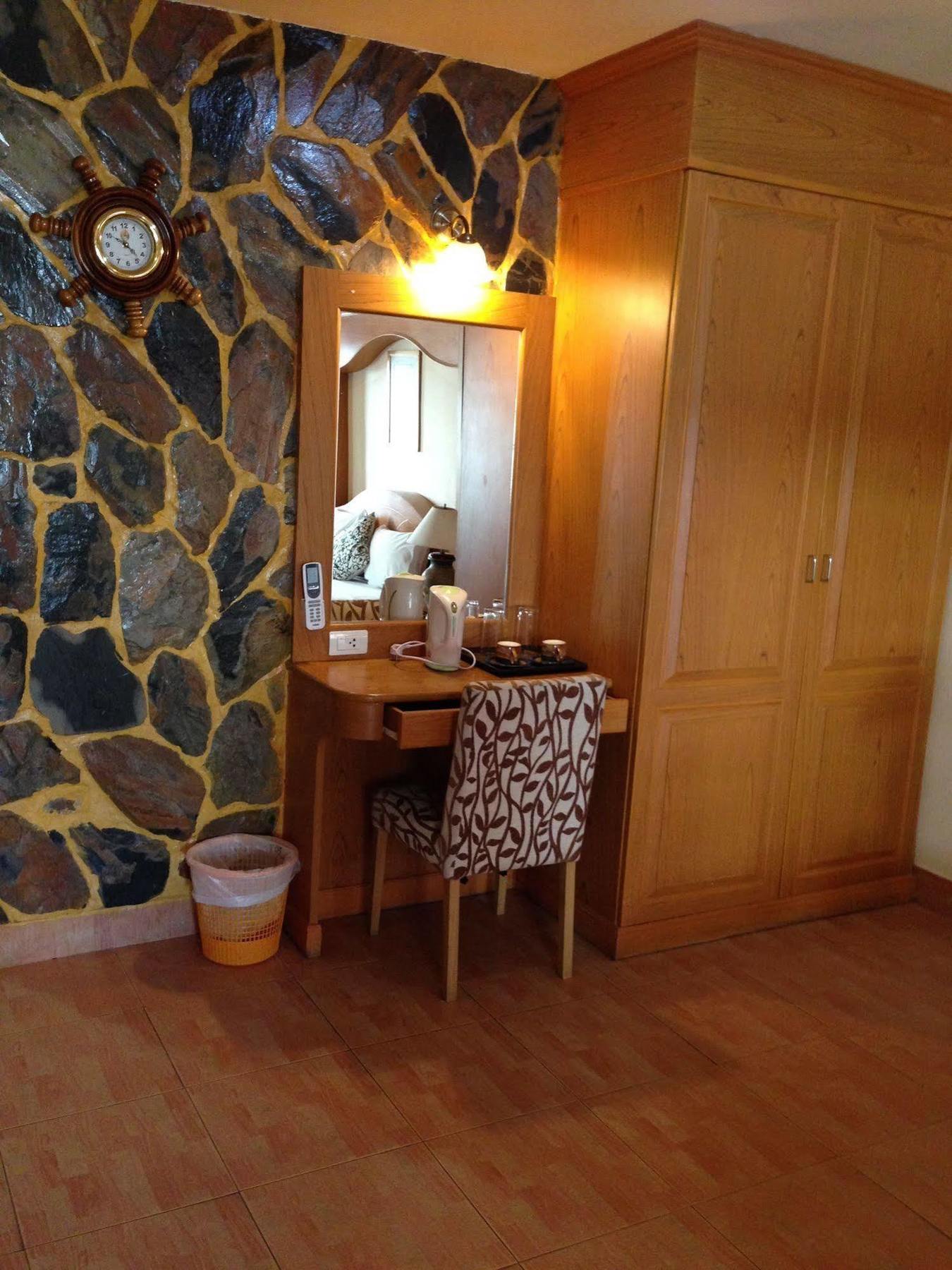 מלון The House Patong מראה חיצוני תמונה