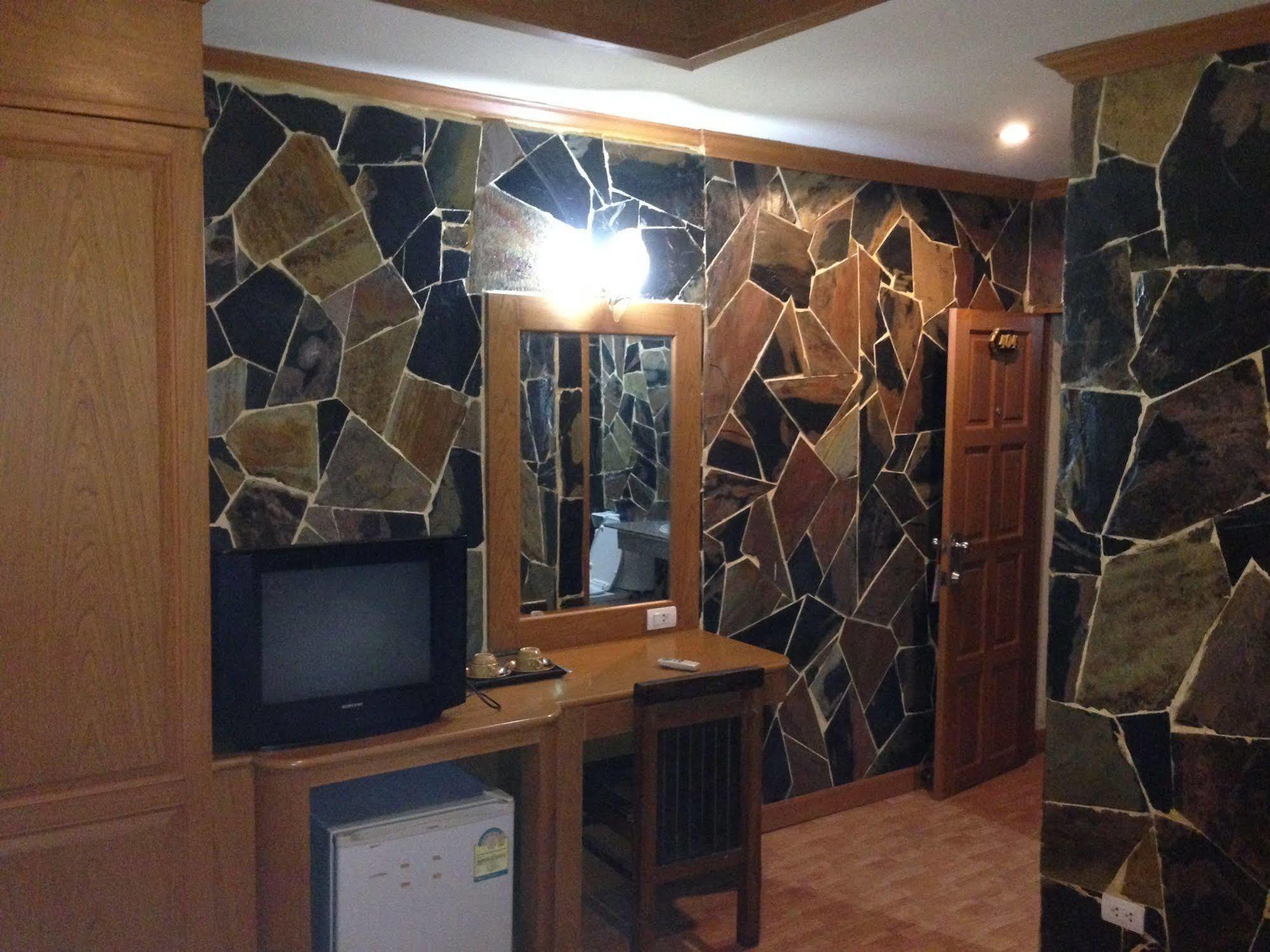 מלון The House Patong מראה חיצוני תמונה
