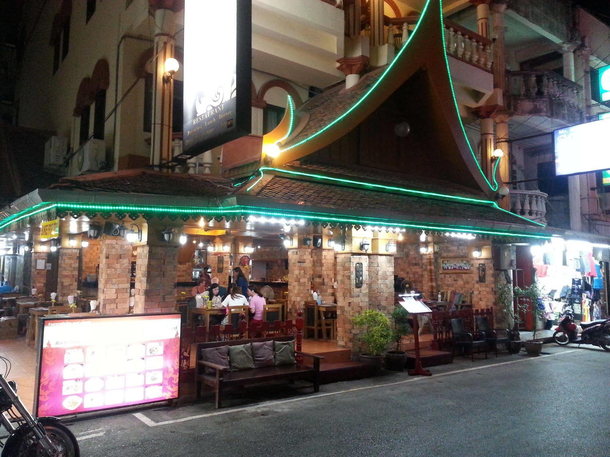 מלון The House Patong מראה חיצוני תמונה