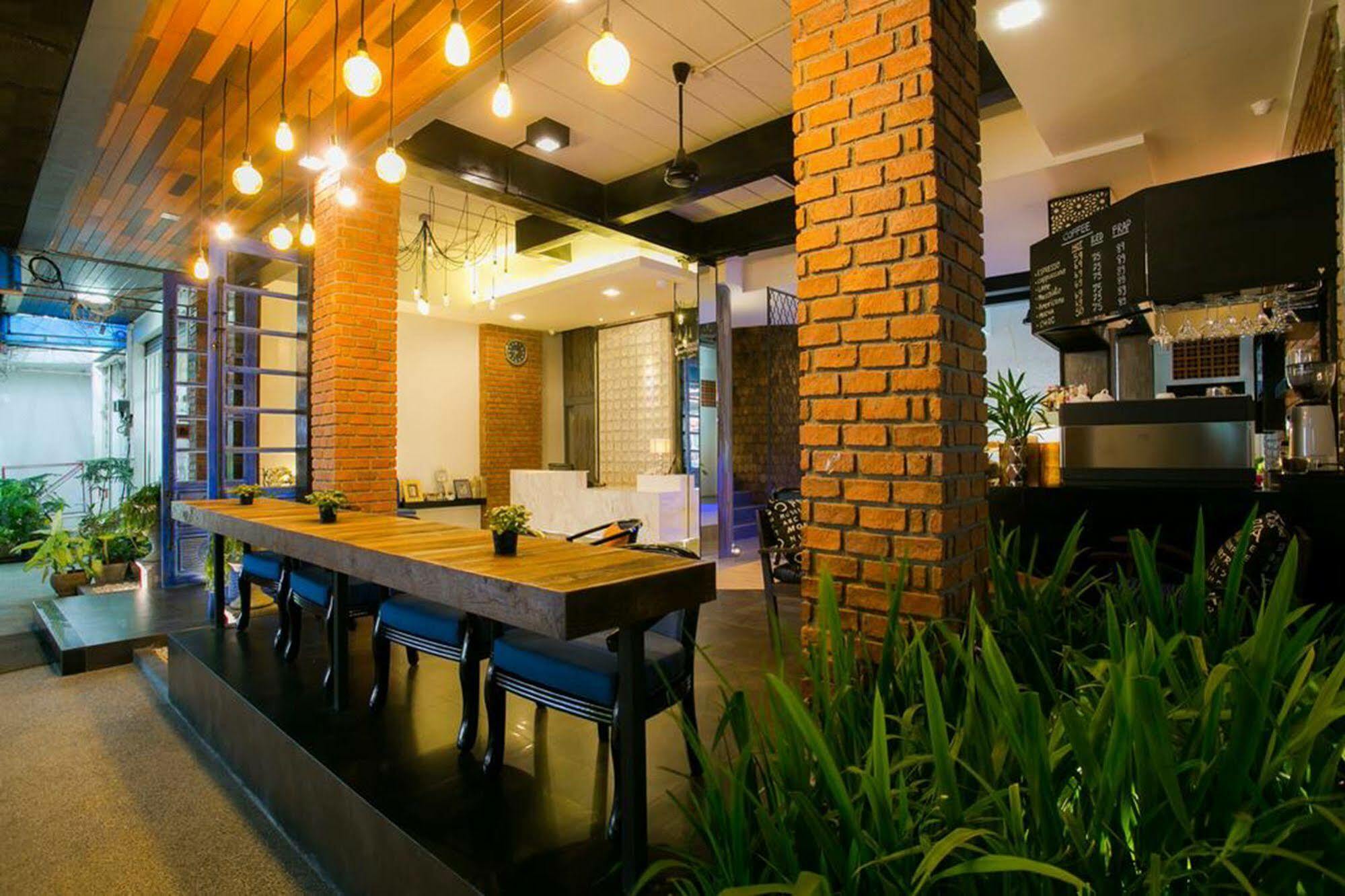 מלון The House Patong מראה חיצוני תמונה